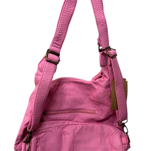 Casual Pink Hobo Shoulder Bag with Pleated Design. Vegan Leather. - Picture 2 of 4